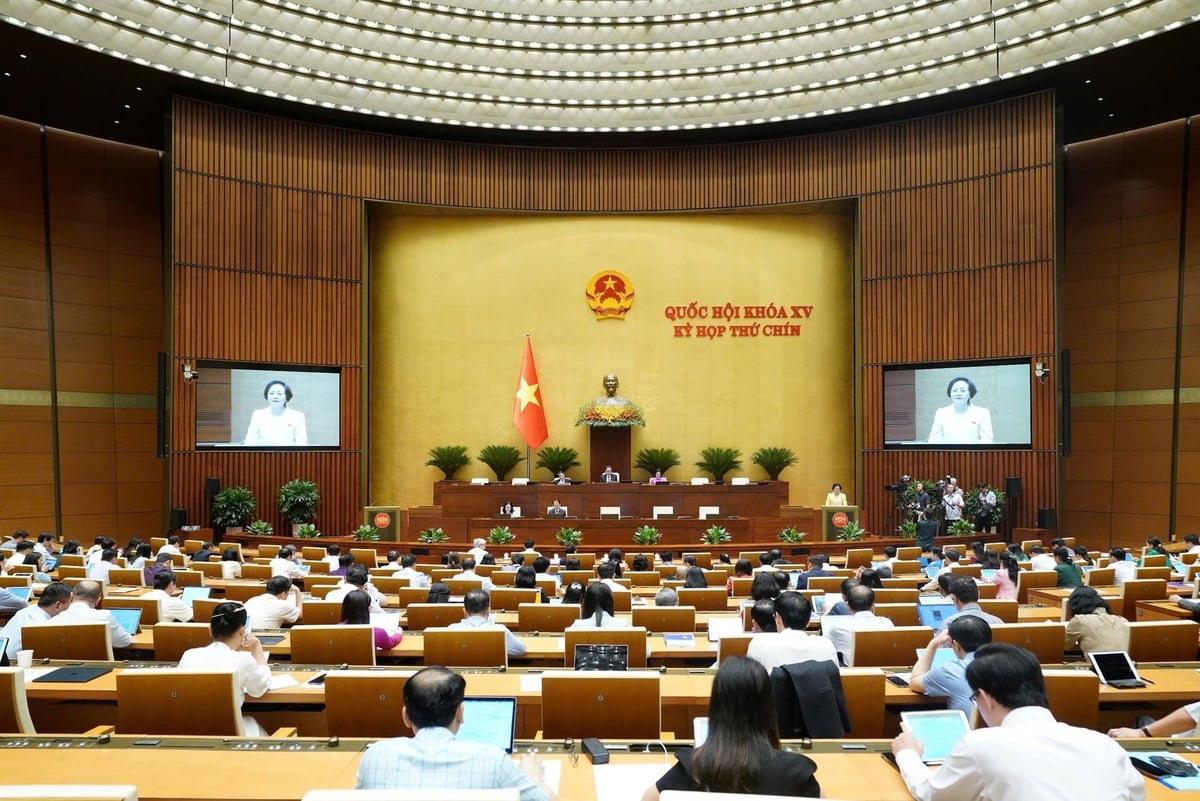 Quốc hội nghe Tờ trình và Báo cáo thẩm tra dự án Luật Tổ chức chính quyền địa phương (sửa đổi). Ảnh: Phạm Thắng. Quốc hội nghe Tờ trình và Báo cáo thẩm tra dự án Luật Tổ chức chính quyền địa phương (sửa đổi). Ảnh: Phạm Thắng.