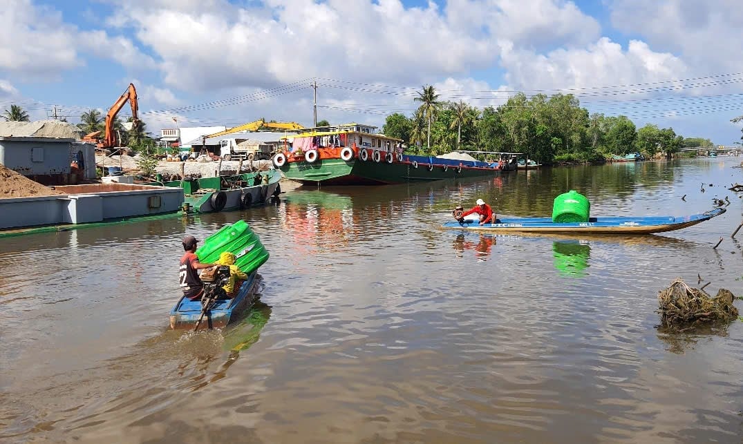 Nhập chú thích ảnh