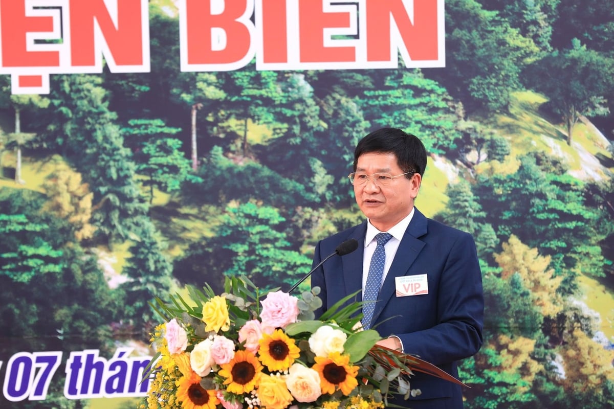 Chủ tịch UBND tỉnh Điện Biên Lê Thành Đô phát biểu tại buổi lễ. Chủ tịch UBND tỉnh Điện Biên Lê Thành Đô phát biểu tại buổi lễ.