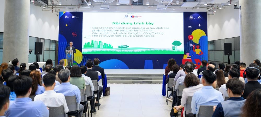 Toàn cảnh tại Hội thảo tập huấn Đường đến Phát thải ròng bằng 0. Ảnh: Unilever. Toàn cảnh tại Hội thảo tập huấn Đường đến Phát thải ròng bằng 0. Ảnh: Unilever.