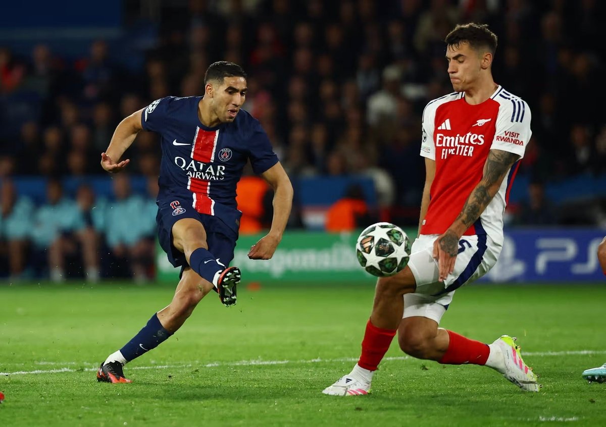 Achraf Hakimi nhân đôi cách biệt cho đội bóng nước Pháp sau pha phối hợp như thêu hoa dệt gấm với Khvicha Kvaratskhelia. Ảnh: theguardian. Achraf Hakimi nhân đôi cách biệt cho đội bóng nước Pháp sau pha phối hợp như thêu hoa dệt gấm với Khvicha Kvaratskhelia. Ảnh: theguardian.