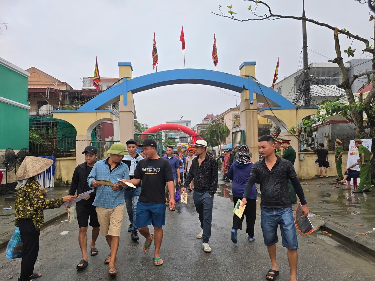 Lễ hội Chọi trâu truyền thống Đồ Sơn thu hút hàng chục nghìn lượt khách du lịch hàng năm. Ảnh: Đinh Mười. Lễ hội Chọi trâu truyền thống Đồ Sơn thu hút hàng chục nghìn lượt khách du lịch hàng năm. Ảnh: Đinh Mười.