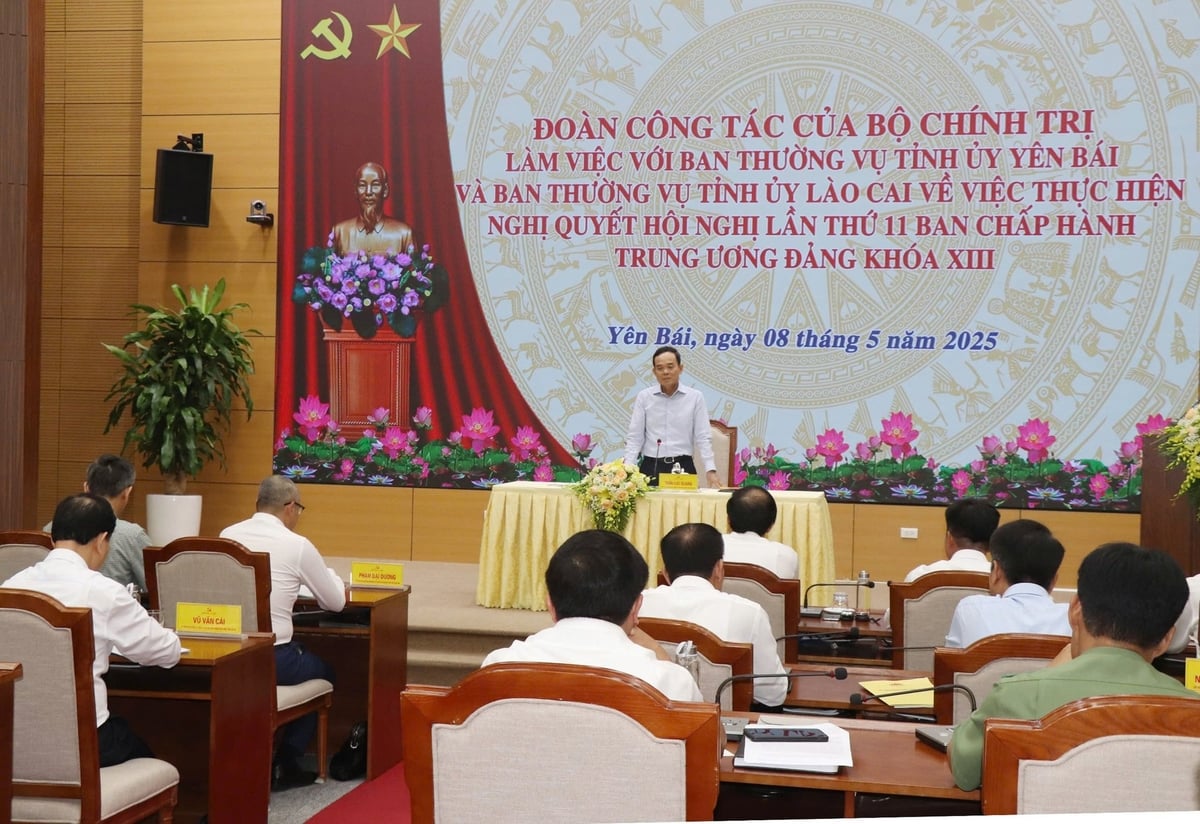 Đoàn công tác Bộ Chính trị đã làm việc với tỉnh Yên Bái và Lào Cai về về sắp xếp tổ chức bộ máy, đơn vị hành chính cấp tỉnh. Ảnh: Mạnh Cường. Đoàn công tác Bộ Chính trị đã làm việc với tỉnh Yên Bái và Lào Cai về về sắp xếp tổ chức bộ máy, đơn vị hành chính cấp tỉnh. Ảnh: Mạnh Cường.