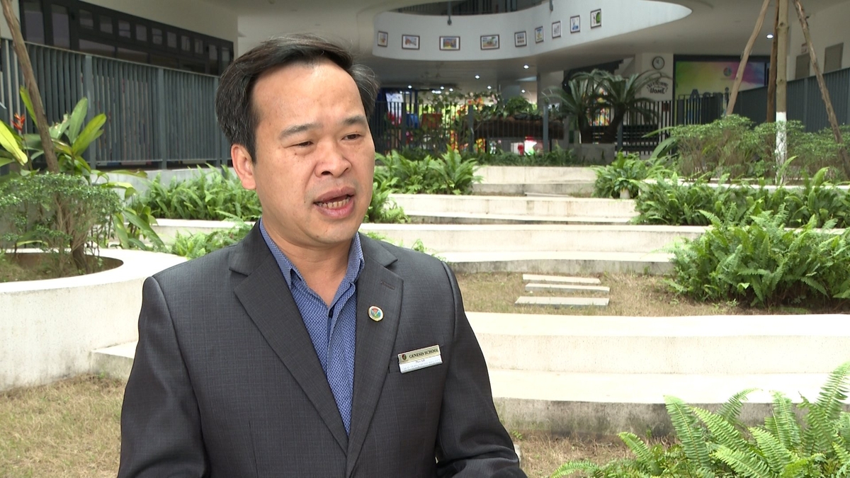 Thầy Phan Anh – Hiệu trưởng Trường THCS Genesis. Ảnh: Thu Trang.