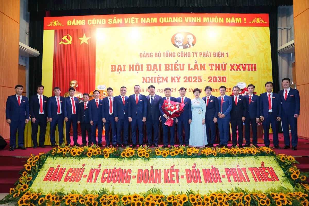 Ra mắt Ban chấp hành Đảng bộ EVNGENCO1 nhiệm kỳ 2025 – 2030. Ảnh: EVNGENCO1. Ra mắt Ban chấp hành Đảng bộ EVNGENCO1 nhiệm kỳ 2025 – 2030. Ảnh: EVNGENCO1.