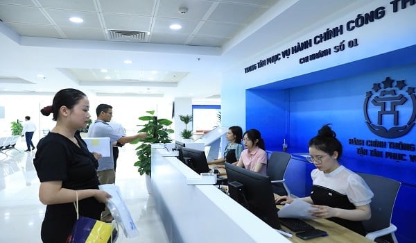 Chi nhánh số 1 Trung tâm Phục vụ hành chính công thành phố Hà Nội. Ảnh: Xuân Hải. Chi nhánh số 1 Trung tâm Phục vụ hành chính công thành phố Hà Nội. Ảnh: Xuân Hải.