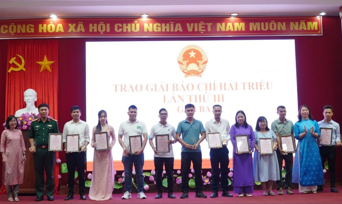 TP Huế sẽ tổ chức nhiều hoạt động để kỷ niệm 100 năm Ngày Báo chí cách mạng Việt Nam (21/6/1925 – 21/6/2025). Ảnh: Văn Dinh. TP Huế sẽ tổ chức nhiều hoạt động để kỷ niệm 100 năm Ngày Báo chí cách mạng Việt Nam (21/6/1925 – 21/6/2025). Ảnh: Văn Dinh.