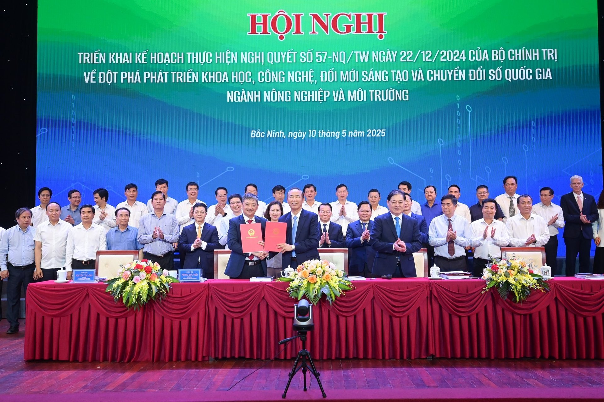 Nhập chú thích ảnh