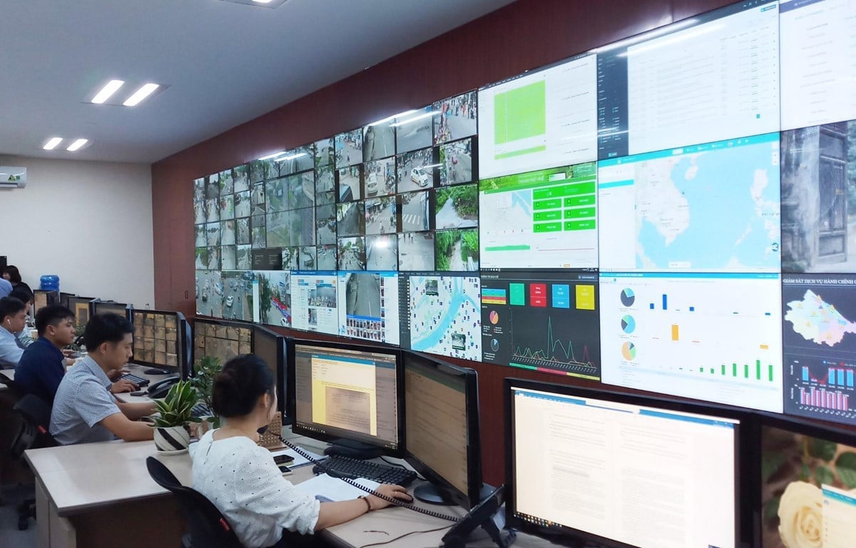 Công nghệ được ứng dụng mạnh mẽ trong công tác quản lý nhà nước về môi trường. (Ảnh minh hoạ) Công nghệ được ứng dụng mạnh mẽ trong công tác quản lý nhà nước về môi trường. (Ảnh minh hoạ)