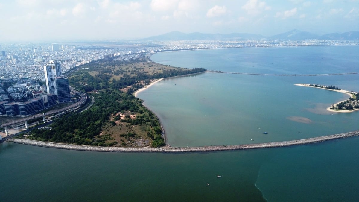 Thành phố đang nghiên cứu hình thành đề án xây dựng 5 hòn đảo nổi, tạo ra khoảng 48km đường bờ biển mới. Ảnh: Lan Anh. Thành phố đang nghiên cứu hình thành đề án xây dựng 5 hòn đảo nổi, tạo ra khoảng 48km đường bờ biển mới. Ảnh: Lan Anh.