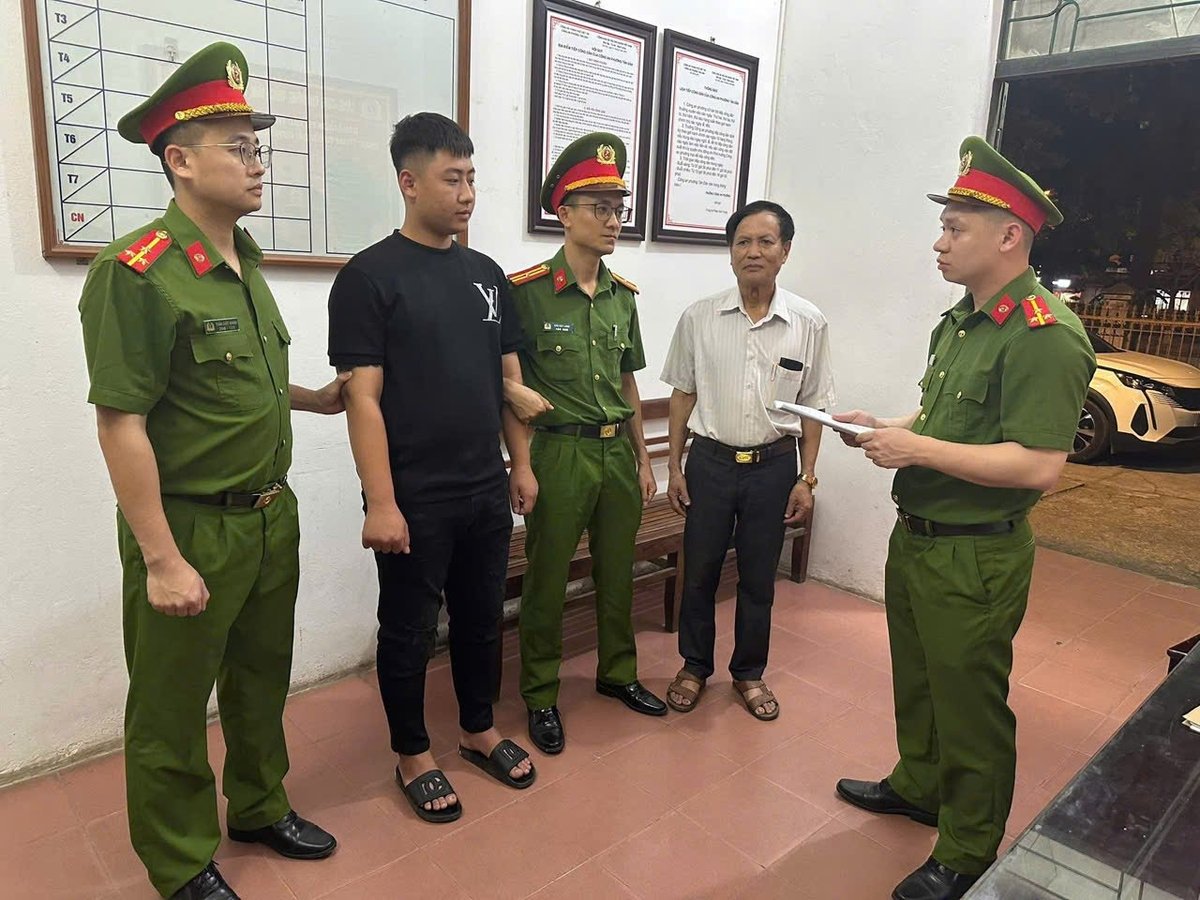 Đối tượng Hoàng Hải Long bị bắt giữ. Ảnh: Công an tỉnh Phú Thọ. Đối tượng Hoàng Hải Long bị bắt giữ. Ảnh: Công an tỉnh Phú Thọ.