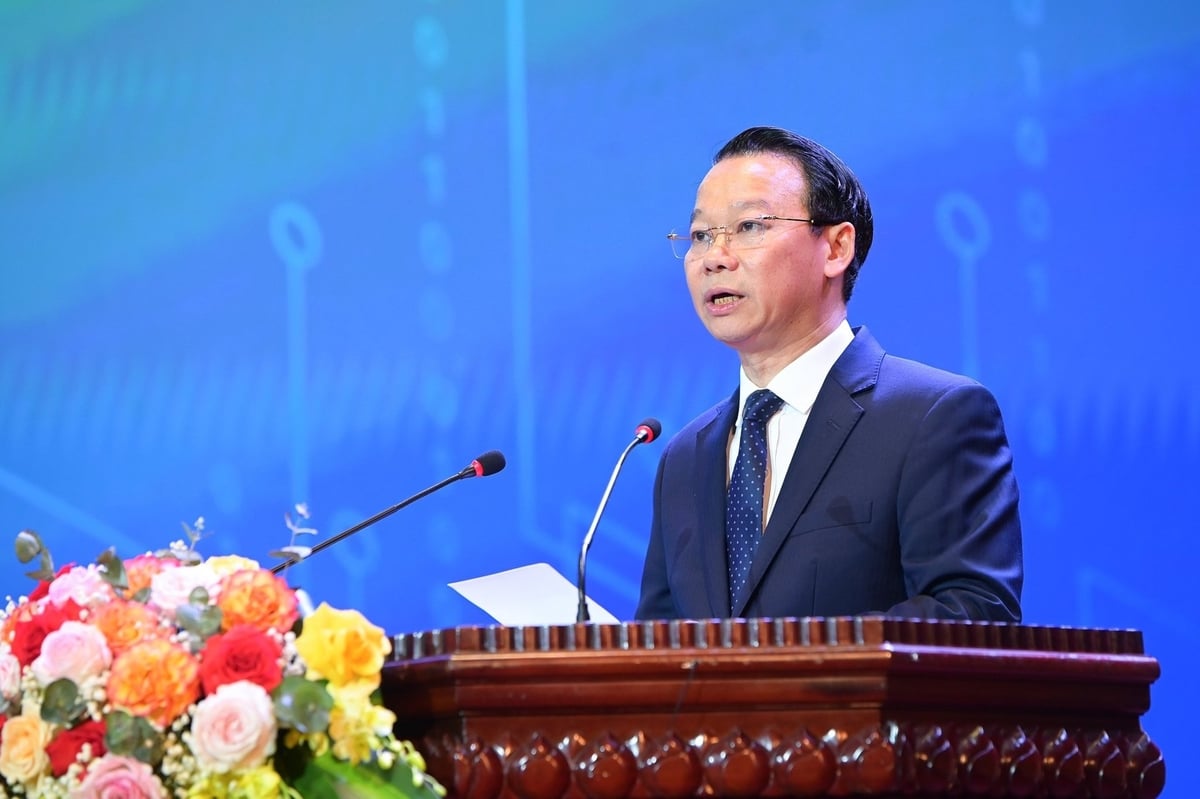 Bộ trưởng Đỗ Đức Duy khẳng định khoa học công nghệ và chuyển đổi số là nền tảng để kiến tạo đột phá cho ngành nông nghiệp và môi trường trong kỷ nguyên mới. Ảnh: Tùng Đinh. Bộ trưởng Đỗ Đức Duy khẳng định khoa học công nghệ và chuyển đổi số là nền tảng để kiến tạo đột phá cho ngành nông nghiệp và môi trường trong kỷ nguyên mới. Ảnh: Tùng Đinh.