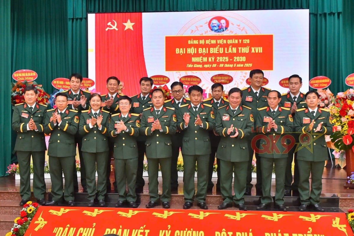 Đảng bộ Bệnh viện Quân y 120 (Cục Hậu cần - Kỹ thuật Quân khu 9) vừa tổ chức thành công Đại hội đại biểu lần thứ XVII, nhiệm kỳ 2025-2030. Ảnh: Ngọc Cường. Đảng bộ Bệnh viện Quân y 120 (Cục Hậu cần - Kỹ thuật Quân khu 9) vừa tổ chức thành công Đại hội đại biểu lần thứ XVII, nhiệm kỳ 2025-2030. Ảnh: Ngọc Cường.