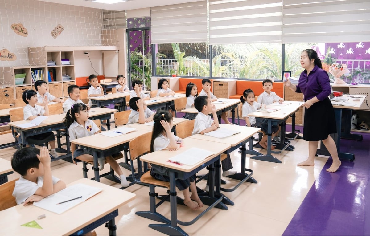 Thủ tướng Chính phủ Phạm Minh Chính vừa ký Công điện 61/CĐ-TTg ngày 10/5/2025 về việc tổ chức Kỳ thi tốt nghiệp THPT, bảo đảm biên chế giáo viên mầm non, phổ thông và nghỉ hè cho trẻ em, học sinh năm 2025. Ảnh: theolympiaschools.edu.vn. Thủ tướng Chính phủ Phạm Minh Chính vừa ký Công điện 61/CĐ-TTg ngày 10/5/2025 về việc tổ chức Kỳ thi tốt nghiệp THPT, bảo đảm biên chế giáo viên mầm non, phổ thông và nghỉ hè cho trẻ em, học sinh năm 2025. Ảnh: theolympiaschools.edu.vn.