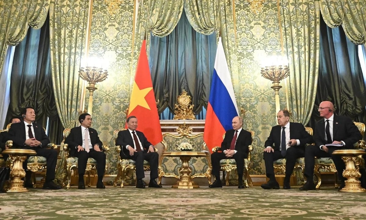 Tổng Bí thư Tô Lâm hội đàm hẹp với Tổng thống Nga Vladimir Putin. Ảnh: TASS. Tổng Bí thư Tô Lâm hội đàm hẹp với Tổng thống Nga Vladimir Putin. Ảnh: TASS.