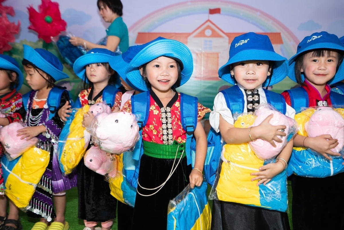 Các em học sinh tại điểm trường Cargill Cares 119, Điện Biên. Ảnh: Cargill. Các em học sinh tại điểm trường Cargill Cares 119, Điện Biên. Ảnh: Cargill.