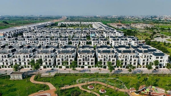 Cần xây dựng cơ sở dữ liệu đất đai, dữ liệu giao dịch bất động sản để làm cơ sở khi áp phương án đánh thuế bất động sản. Ảnh: Thùy Linh. Cần xây dựng cơ sở dữ liệu đất đai, dữ liệu giao dịch bất động sản để làm cơ sở khi áp phương án đánh thuế bất động sản. Ảnh: Thùy Linh.