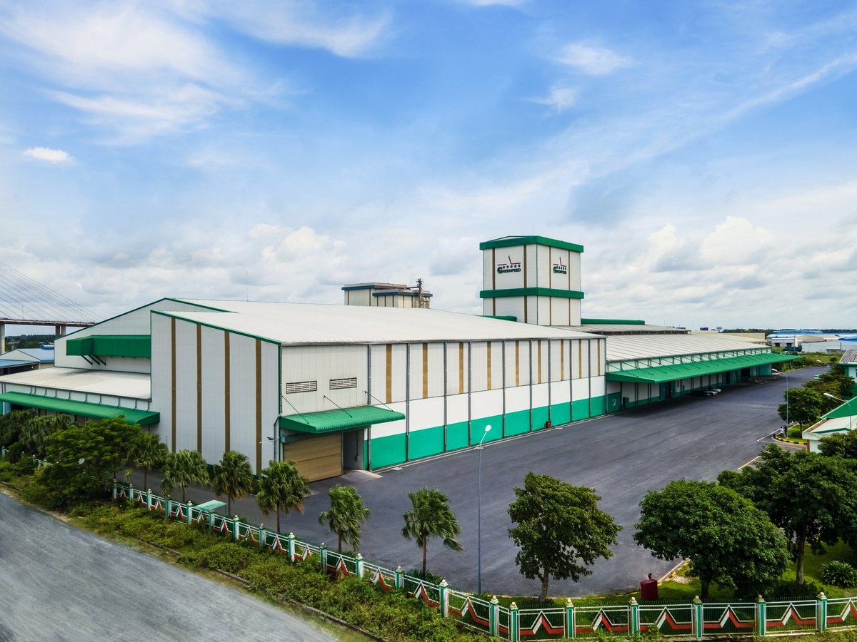 Greenfeed có hệ thống nhà máy đạt tiêu chuẩn quốc tế. Greenfeed có hệ thống nhà máy đạt tiêu chuẩn quốc tế.