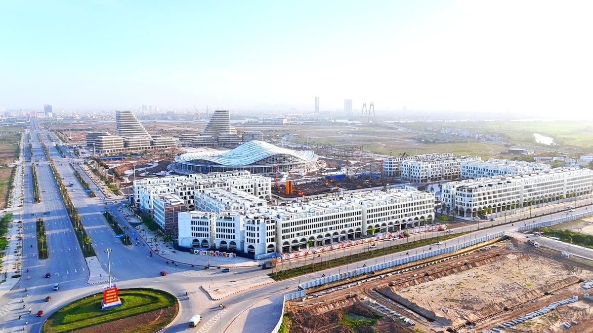 Tại dự án The Centric, Masterise Homes sẽ mang đến những hoạt động trải nghiệm tương tác thú vị cho du khách khi tham dự Lễ hội Hoa Phượng Đỏ 2025. Ảnh: Masterise Homes. Tại dự án The Centric, Masterise Homes sẽ mang đến những hoạt động trải nghiệm tương tác thú vị cho du khách khi tham dự Lễ hội Hoa Phượng Đỏ 2025. Ảnh: Masterise Homes.