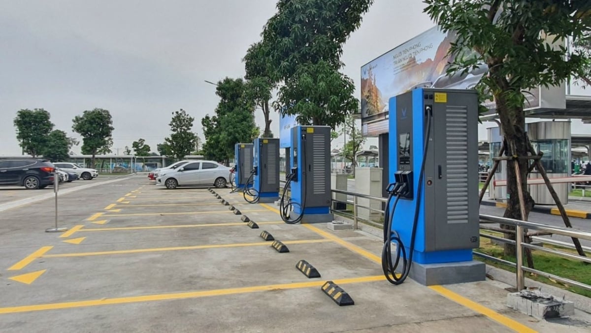 Nghệ An chuẩn bị Kế hoạch chương trình hành động chuyển đổi năng lượng xanh của ngành giao thông vận tải. Ảnh: SH. Nghệ An chuẩn bị Kế hoạch chương trình hành động chuyển đổi năng lượng xanh của ngành giao thông vận tải. Ảnh: SH.