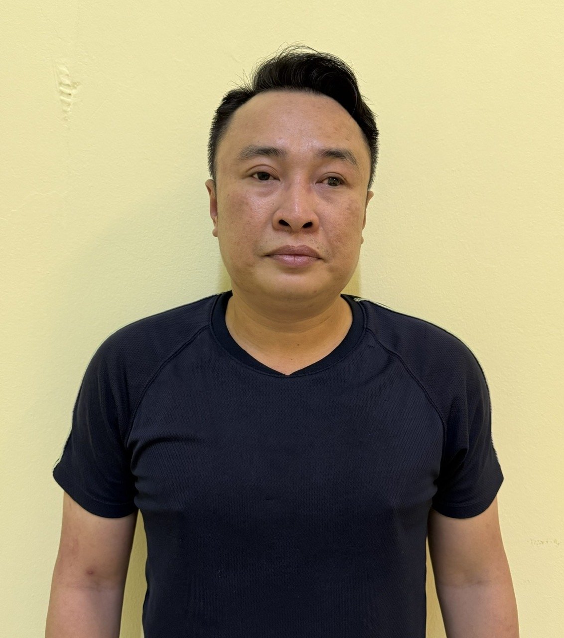 Đối tượng Lê Đình Chiến tại cơ quan Công an. Ảnh: Công an TP Hà Nội. Đối tượng Lê Đình Chiến tại cơ quan Công an. Ảnh: Công an TP Hà Nội.