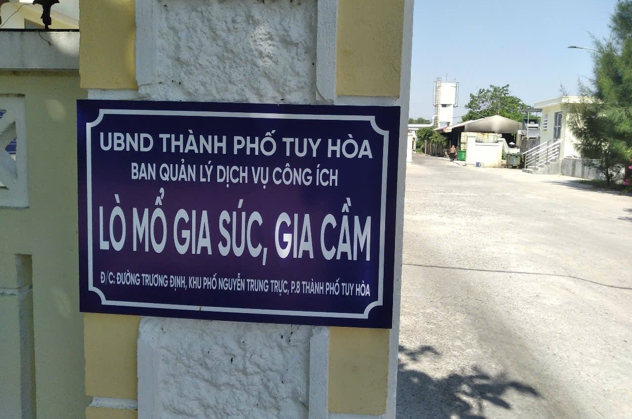Một trong 3 cơ sở giết mổ tập trung trên địa bàn tỉnh Phú Yên. Ảnh: KS.