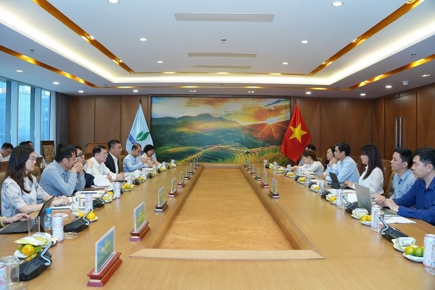 Petrovietnam và Hòa Phát trao đổi về nội dung hợp tác toàn diện, ngày 22/4/2025. Ảnh: Petrovietnam. Petrovietnam và Hòa Phát trao đổi về nội dung hợp tác toàn diện, ngày 22/4/2025. Ảnh: Petrovietnam.