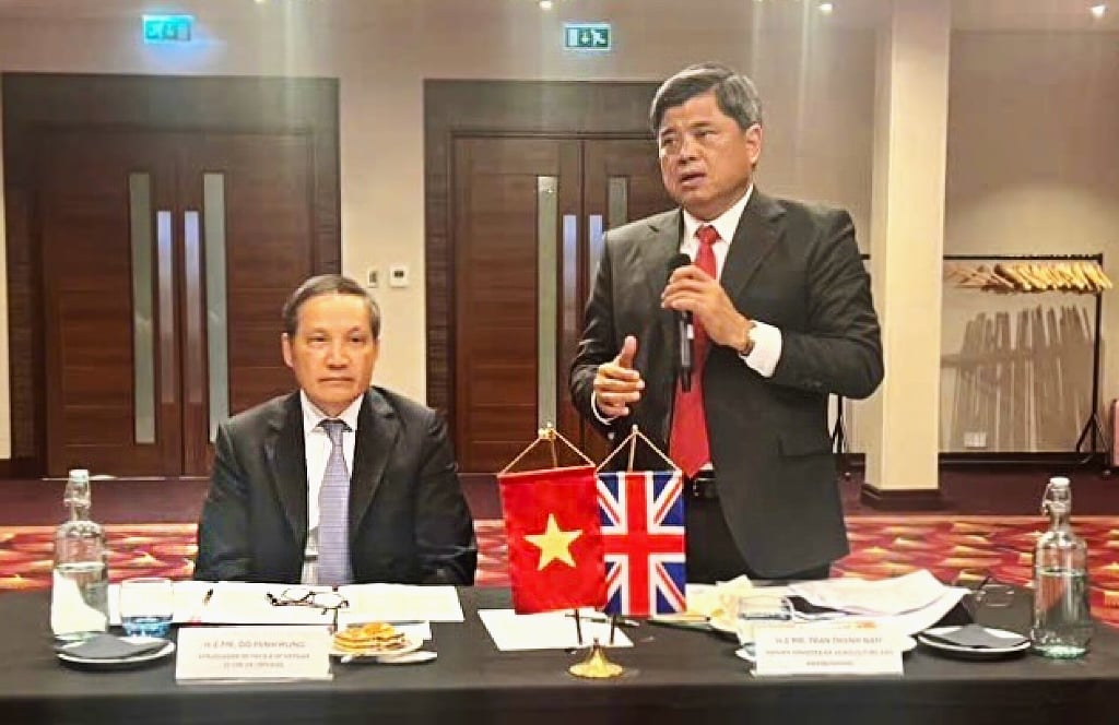 Thứ trưởng Trần Thanh Nam đề nghị các doanh nghiệp Việt Nam tăng cường hợp tác, liên doanh với doanh nghiệp Anh trong khâu sản xuất và chế biến, nhằm đáp ứng quy định và phù hợp với thị hiếu tiêu dùng tại Vương quốc Anh. Ảnh: ICD. Thứ trưởng Trần Thanh Nam đề nghị các doanh nghiệp Việt Nam tăng cường hợp tác, liên doanh với doanh nghiệp Anh trong khâu sản xuất và chế biến, nhằm đáp ứng quy định và phù hợp với thị hiếu tiêu dùng tại Vương quốc Anh. Ảnh: ICD.