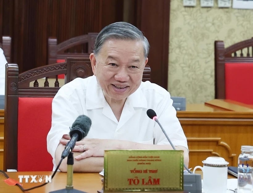 Tổng Bí thư Tô Lâm chủ trì họp Ban Bí thư về góp ý Dự thảo sửa đổi Hiến pháp 2013. Ảnh: TTXVN. Tổng Bí thư Tô Lâm chủ trì họp Ban Bí thư về góp ý Dự thảo sửa đổi Hiến pháp 2013. Ảnh: TTXVN.