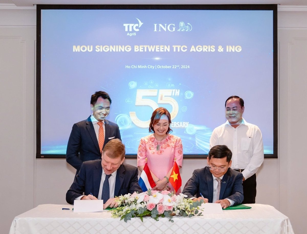 AgriS liên tục thiết lập mối quan hệ chiến lược với hàng loạt các Định chế tài chính hàng đầu, kiến tạo hệ sinh thái tài chính nông nghiệp bền vững. AgriS liên tục thiết lập mối quan hệ chiến lược với hàng loạt các Định chế tài chính hàng đầu, kiến tạo hệ sinh thái tài chính nông nghiệp bền vững.
