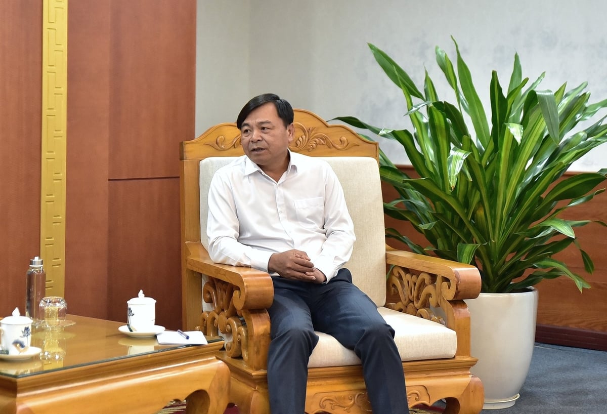 Theo Thứ trưởng Nguyễn Hoàng Hiệp, Biên bản Ghi nhớ giữa Bộ NN-PTNT (trước đây) và Bộ Nông nghiệp và Đất đai Cộng hòa Boliva Venezuela về hợp tác phát triển nông nghiệp là cơ sở pháp lý vững chắc cho các hoạt động hợp tác tương lai. Ảnh: Kiều Chi. Theo Thứ trưởng Nguyễn Hoàng Hiệp, Biên bản Ghi nhớ giữa Bộ NN-PTNT (trước đây) và Bộ Nông nghiệp và Đất đai Cộng hòa Boliva Venezuela về hợp tác phát triển nông nghiệp là cơ sở pháp lý vững chắc cho các hoạt động hợp tác tương lai. Ảnh: Kiều Chi.