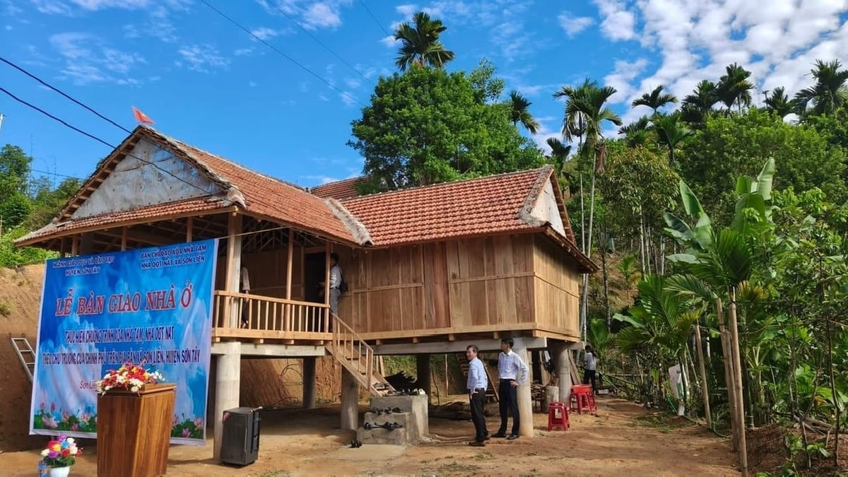 Ngôi nhà mới của ông Đinh Văn Hơi. Ảnh: Võ Hà. Ngôi nhà mới của ông Đinh Văn Hơi. Ảnh: Võ Hà.