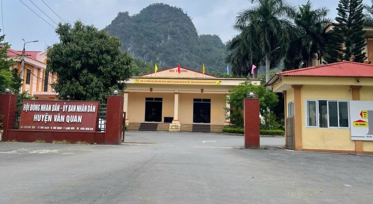 Thanh tra tỉnh Lạng Sơn phát hiện hàng loạt vi phạm tại huyện Văn Quan và yêu cầu thu hồi số tiền sai phạm hơn 1 tỷ đồng. Ảnh: Thái Sơn. Thanh tra tỉnh Lạng Sơn phát hiện hàng loạt vi phạm tại huyện Văn Quan và yêu cầu thu hồi số tiền sai phạm hơn 1 tỷ đồng. Ảnh: Thái Sơn.