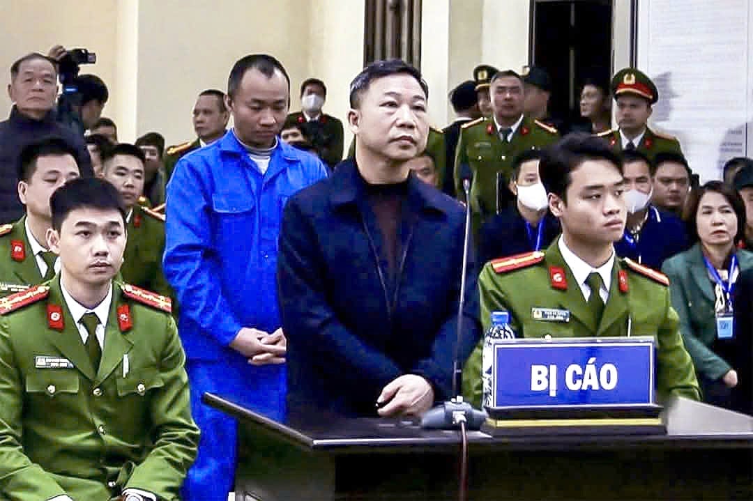 Bị cáo Lưu Bình Nhưỡng tại tòa sơ thẩm. Ảnh: Trọng Hưng. Bị cáo Lưu Bình Nhưỡng tại tòa sơ thẩm. Ảnh: Trọng Hưng.