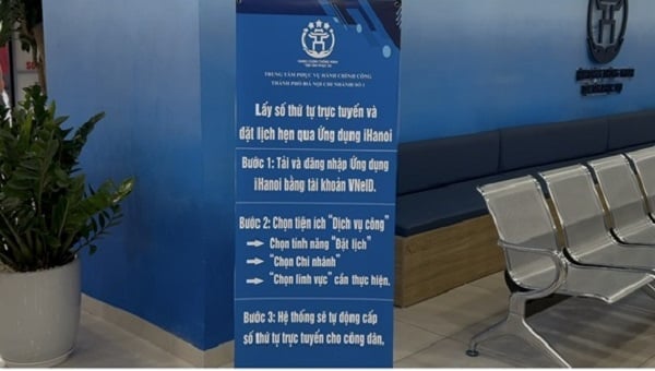 Việc tải ứng dụng IHanoi đã giúp người dân dễ dàng xếp số thứ tự online. Ứng dụng được mở từ 5h sáng, mỗi người chỉ được đăng ký 1 lượt xếp số. Việc tải ứng dụng IHanoi đã giúp người dân dễ dàng xếp số thứ tự online. Ứng dụng được mở từ 5h sáng, mỗi người chỉ được đăng ký 1 lượt xếp số.