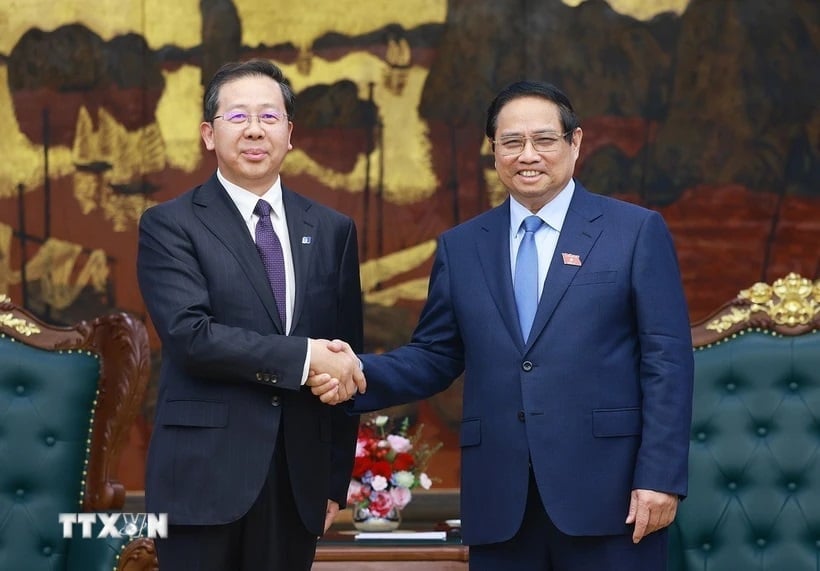 Thủ tướng Phạm Minh Chính tiếp ông Bành Cương Bình, Chủ tịch Công ty hữu hạn Tập đoàn Khoa học Kỹ thuật Hoa Điện Trung Quốc. Ảnh: TTXVN. Thủ tướng Phạm Minh Chính tiếp ông Bành Cương Bình, Chủ tịch Công ty hữu hạn Tập đoàn Khoa học Kỹ thuật Hoa Điện Trung Quốc. Ảnh: TTXVN.