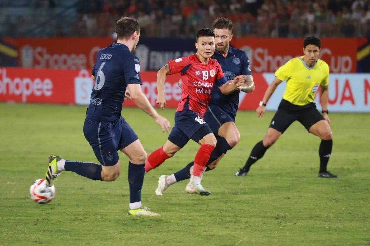 Công an Hà Nội (áo đỏ) thi đấu tốt trước Buriram United. Ảnh: Công an Hà Nội. Công an Hà Nội (áo đỏ) thi đấu tốt trước Buriram United. Ảnh: Công an Hà Nội.