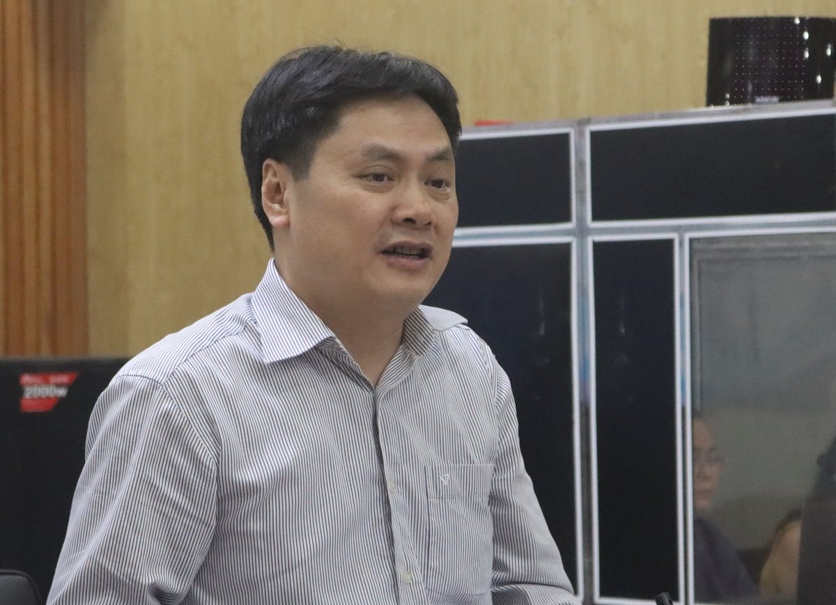 Mr. Nguyen Trung Thang, Deputy Director of the Institute of Strategy and Policy on Agriculture and Environment, speaks at the consultation meeting on the 'Current status of food waste and solutions toward a circular economy' in Hanoi. Photo: Hoang Hien.