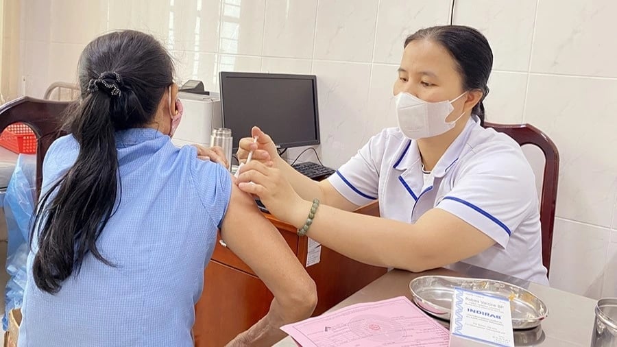 Cơ quan chức năng Đồng Nai tăng cường tuyên truyền, yêu cầu các hộ dân trong khu vực nuôi chó cần tiêm phòng đầy đủ, Ảnh: CDC Đồng Nai. Cơ quan chức năng Đồng Nai tăng cường tuyên truyền, yêu cầu các hộ dân trong khu vực nuôi chó cần tiêm phòng đầy đủ, Ảnh: CDC Đồng Nai.
