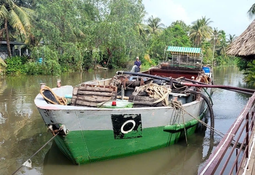 Tỉnh Tiền Giang tăng cường quản lý, khai thác, vận chuyển khoáng sản trái phép. Ảnh: Minh Đảm. Tỉnh Tiền Giang tăng cường quản lý, khai thác, vận chuyển khoáng sản trái phép. Ảnh: Minh Đảm.