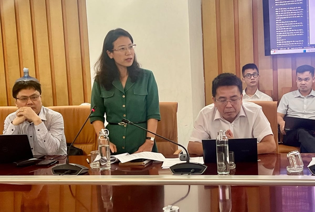 Bà Chu Thị Kim Thanh - Giám đốc vận hành Liên minh tái chế bao bì Việt Nam - đặt vấn đề về cam kết của bên tái chế khi nhận hỗ trợ tái chế. Ảnh: Tống Minh. Bà Chu Thị Kim Thanh - Giám đốc vận hành Liên minh tái chế bao bì Việt Nam - đặt vấn đề về cam kết của bên tái chế khi nhận hỗ trợ tái chế. Ảnh: Tống Minh.