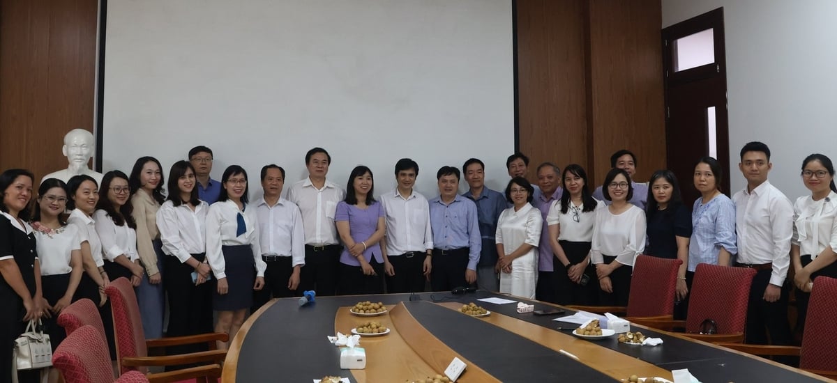 Các chuyên gia, nhà khoa học tham dự Hội thảo 'Định hướng chiến lược khoa học, công nghệ, đổi mới sáng tạo và chuyển đổi số ngành nông nghiệp và môi trường trong Kỷ nguyên vươn mình'. Ảnh: Hoàng Hiền. Các chuyên gia, nhà khoa học tham dự Hội thảo 'Định hướng chiến lược khoa học, công nghệ, đổi mới sáng tạo và chuyển đổi số ngành nông nghiệp và môi trường trong Kỷ nguyên vươn mình'. Ảnh: Hoàng Hiền.