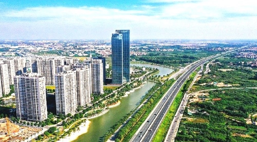 Huyện Gia Lâm đã định hướng phát triển công nghiệp gắn với phát triển đô thị và dịch vụ. Ảnh: Huyện Gia Lâm. Huyện Gia Lâm đã định hướng phát triển công nghiệp gắn với phát triển đô thị và dịch vụ. Ảnh: Huyện Gia Lâm.