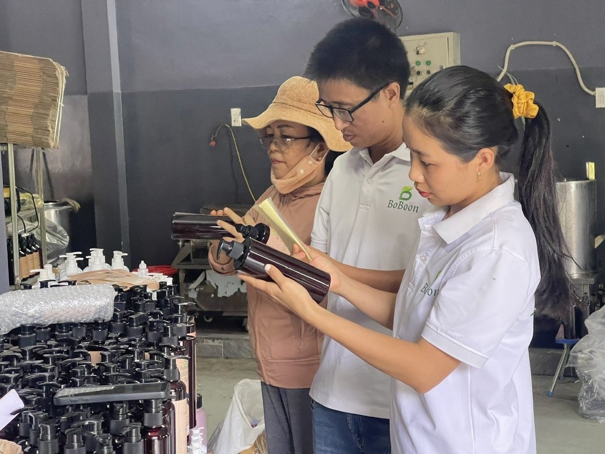 Sản phẩm bồ kết của chị Cẩm đã tạo được thương hiệu. Ảnh: Võ Hà. Sản phẩm bồ kết của chị Cẩm đã tạo được thương hiệu. Ảnh: Võ Hà.