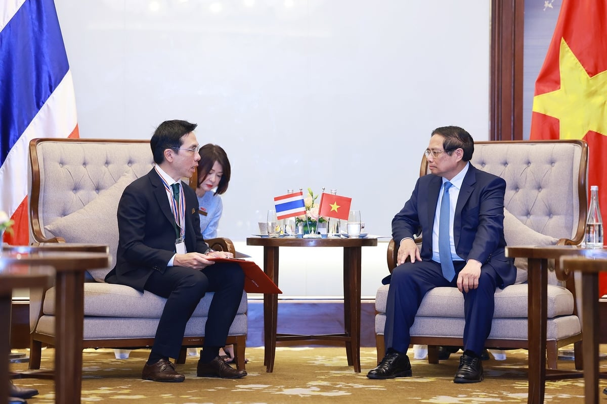 Đại diện Central Group (Thái Lan) cam kết vận dụng chuyên môn bán lẻ, kinh doanh, tiếp thị và mạng lưới tại Thái Lan và châu Âu để hỗ trợ các chương trình xúc tiến của Bộ Công Thương Việt Nam. Ảnh: Central Retail. Đại diện Central Group (Thái Lan) cam kết vận dụng chuyên môn bán lẻ, kinh doanh, tiếp thị và mạng lưới tại Thái Lan và châu Âu để hỗ trợ các chương trình xúc tiến của Bộ Công Thương Việt Nam. Ảnh: Central Retail.