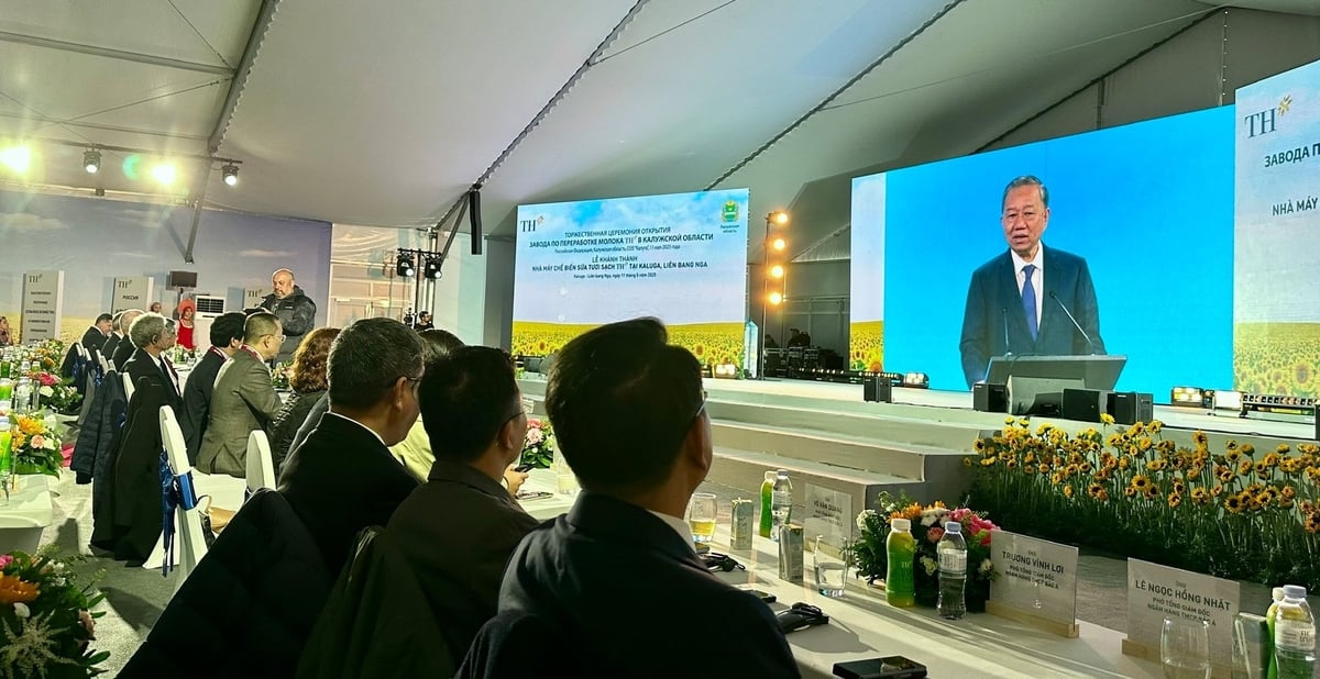 The special ceremony was witnessed and encouraged by General Secretary To Lam, accompanied by a high-level Vietnamese delegation and Russian Deputy Prime Minister Dmitry Chernyshenko, as part of the Vietnam–Russia Business Forum in Moscow. In picture, General Secretary To Lam delivering a speech at the forum, captured via live broadcast from Kaluga. Photo: TH Group.