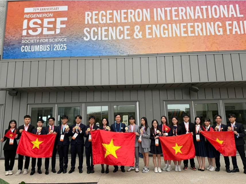 Đoàn học sinh Việt Nam đã ghi dấu ấn lịch sử tại Hội thi Khoa học kỹ thuật quốc tế Regeneron ISEF 2025. Ảnh: MOET. Đoàn học sinh Việt Nam đã ghi dấu ấn lịch sử tại Hội thi Khoa học kỹ thuật quốc tế Regeneron ISEF 2025. Ảnh: MOET.
