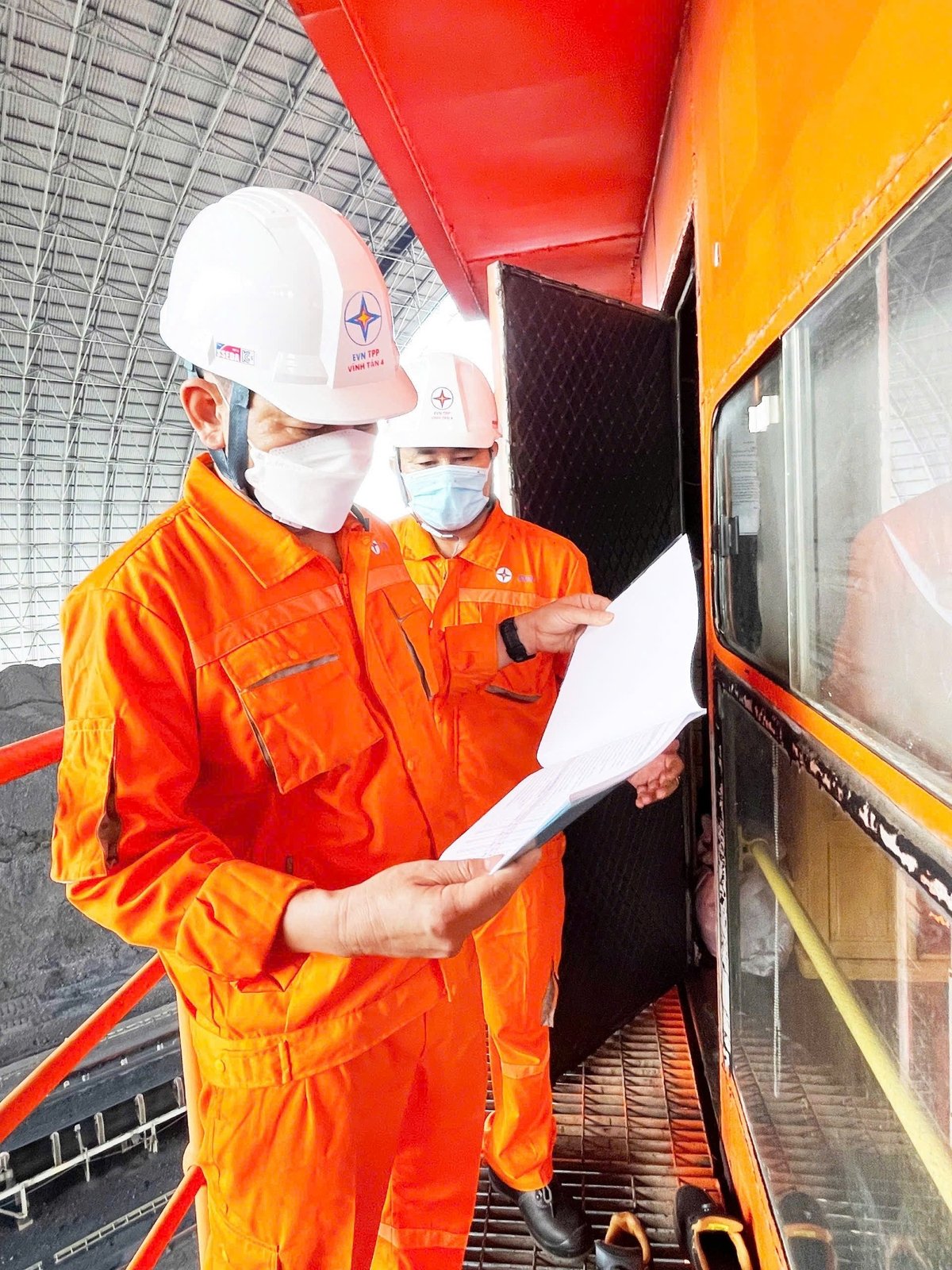 Nhà máy Nhiệt điện Vĩnh Tân 4 đang nỗ lực xây dựng môi trường làm việc an toàn, hiệu quả. Ảnh: Vĩnh Tân 4. Nhà máy Nhiệt điện Vĩnh Tân 4 đang nỗ lực xây dựng môi trường làm việc an toàn, hiệu quả. Ảnh: Vĩnh Tân 4.
