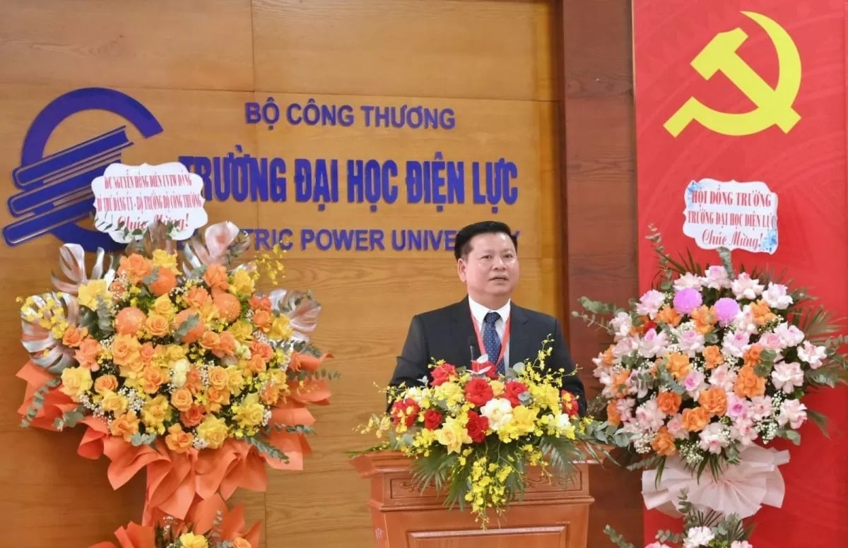 PGS.TS Đinh Văn Châu - Phó Bí thư Đảng ủy, Hiệu trưởng Nhà trường. Ảnh: EPU. PGS.TS Đinh Văn Châu - Phó Bí thư Đảng ủy, Hiệu trưởng Nhà trường. Ảnh: EPU.