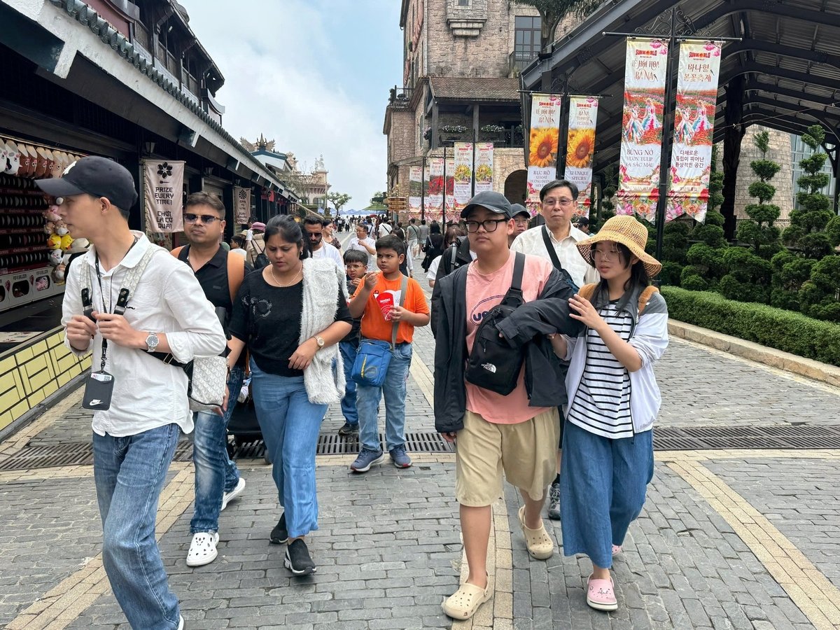 Đà Nẵng đang chuẩn bị bước vào cao điểm mùa du lịch, nguy cơ bùng phát dịch COVID-19. Ảnh: Lan Anh. Đà Nẵng đang chuẩn bị bước vào cao điểm mùa du lịch, nguy cơ bùng phát dịch COVID-19. Ảnh: Lan Anh.